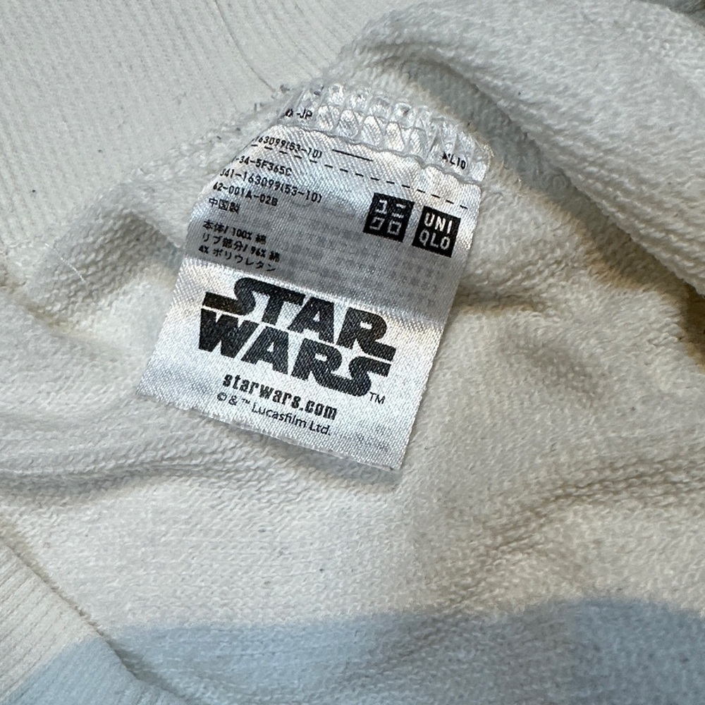 [UNISEX] UNIQLO Star Wars Stormtrooper Crewneck Sweatshirt S | White Graphic - Picture 8 of 10